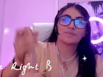 emily_jhonees from Chaturbate is Freechat