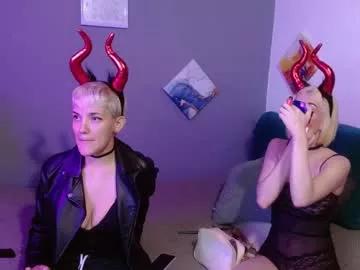 mackenziemoon from Chaturbate is Freechat