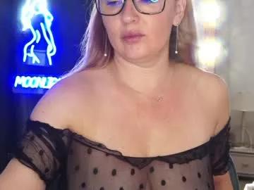 moonlight4u from Chaturbate is Freechat