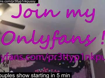 Freechat girls entertainers: Energize your senses with our matured streamers, who make messaging sweet and slutty at the same time.