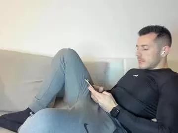 roberto4ever from Chaturbate is Freechat