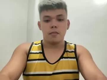 xchrishugecockx from Chaturbate is Freechat