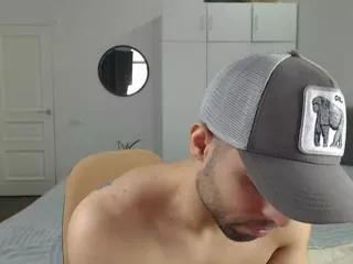 andres_hot from Flirt4Free is Freechat