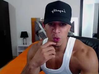 frank_heaven from Flirt4Free is Freechat