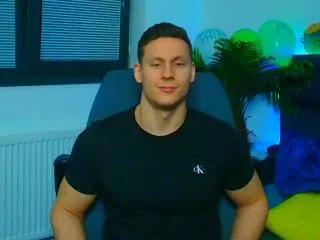 gino_leone from Flirt4Free is Freechat