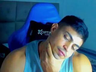 iron_coleman from Flirt4Free is Freechat