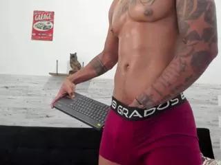 james_cree from Flirt4Free is Freechat