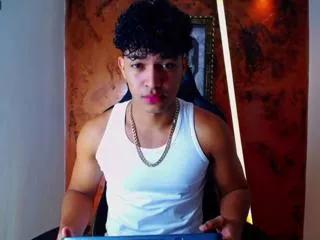 james_curly from Flirt4Free is Freechat