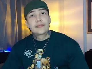 joe_jonass from Flirt4Free is Freechat