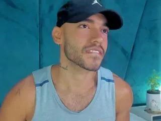 marco_andrey from Flirt4Free is Freechat