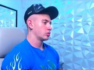 paul_thompson from Flirt4Free is Freechat