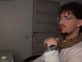 richard_hardie from Flirt4Free is Freechat