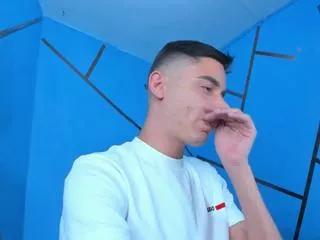 roemer_dylan from Flirt4Free is Freechat