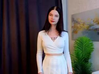 udela_frankson from Flirt4Free is Freechat