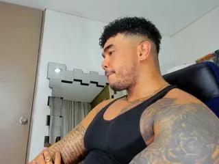 zeus_strong from Flirt4Free is Freechat