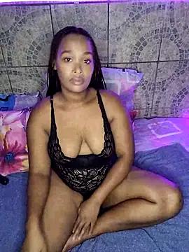 alexis_skyy from StripChat is Freechat