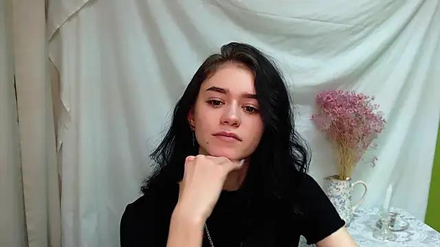 AlisiaKiss_ from StripChat is Freechat