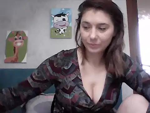 AmberElixir from StripChat is Freechat