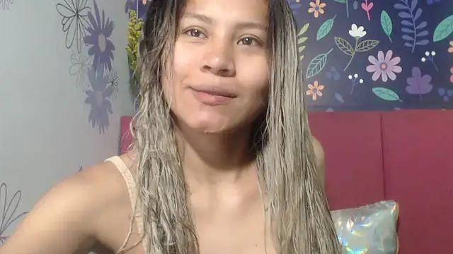 cami_dirtyfeti from StripChat is Freechat