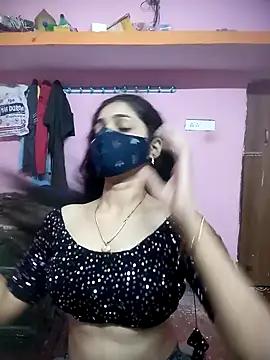 Cute-Simmi from StripChat is Freechat