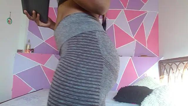 ebony_alika1 from StripChat is Freechat