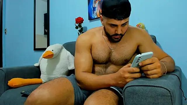 ETHAN_ROX from StripChat is Freechat