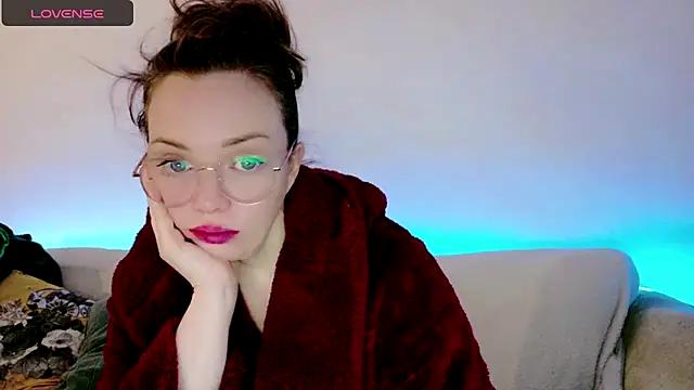 FemDom_RubyKnightXXO from StripChat is Freechat