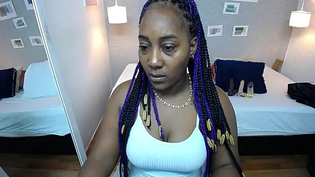 kiara_evanss from StripChat is Freechat