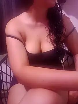 LaninhaaSantosOfc from StripChat is Freechat