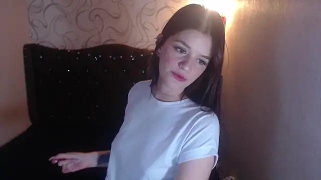 LiaHarryis from StripChat is Freechat