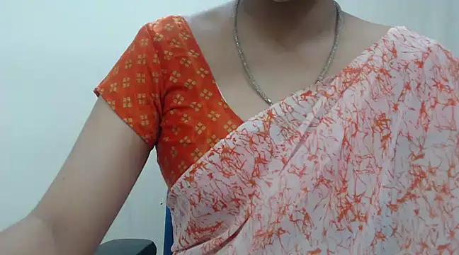 Lovely_Siri_23 from StripChat is Freechat