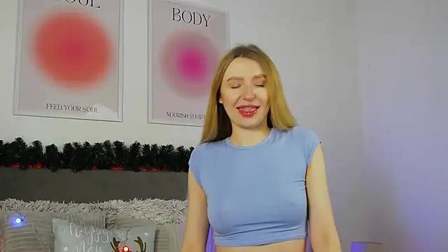 MariaKross from StripChat is Freechat