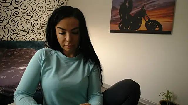 MaryHernandos from StripChat is Freechat