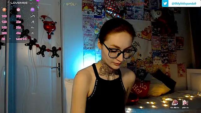 Milky_way_UwU from StripChat is Freechat