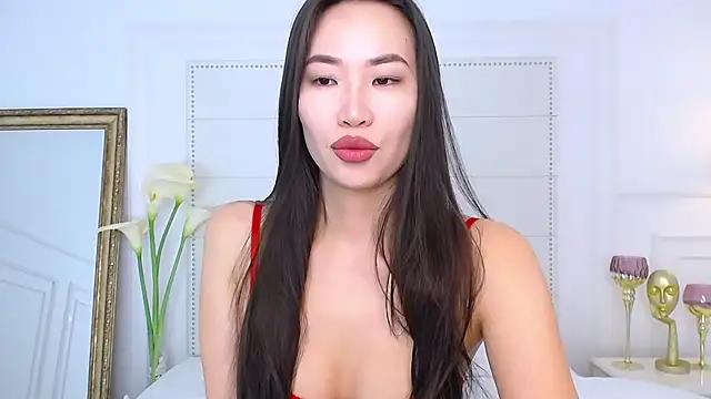 NaomiYuu from StripChat is Freechat