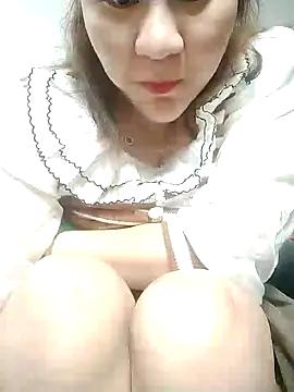 Rose_DiDi from StripChat is Freechat