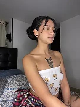 Sophiaa-Smith from StripChat is Freechat