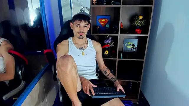 Stevengreen_ from StripChat is Freechat