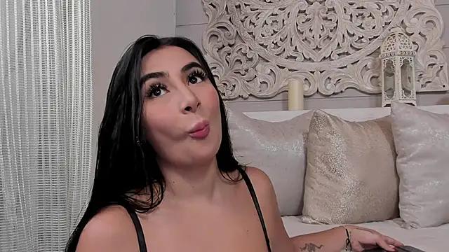 SusanaMartinez_ from StripChat is Freechat