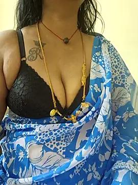 Tamilsriyazhini from StripChat is Freechat