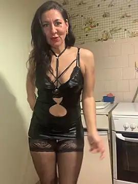 Tina_Moretti from StripChat is Freechat