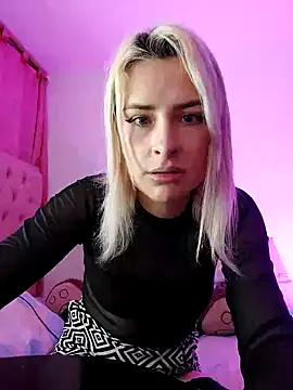 youlittlestar28 from StripChat is Freechat