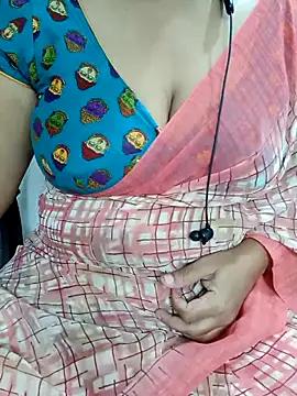 Yours_Radika from StripChat is Freechat